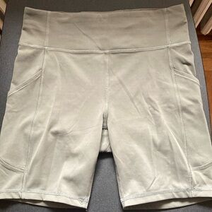 Lululemon Women's High-Waisted Gray Shorts